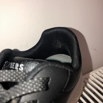 Skechers Ayakkabının 3 Kere Firmaya Gönderilmesi.
