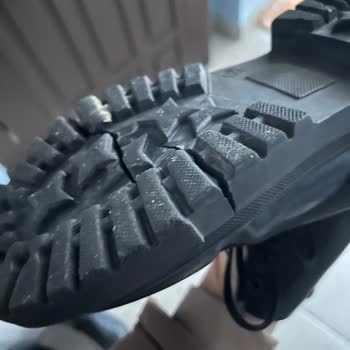 Bambi Ayakkabı Bambi Bot Tabanı Kırılması