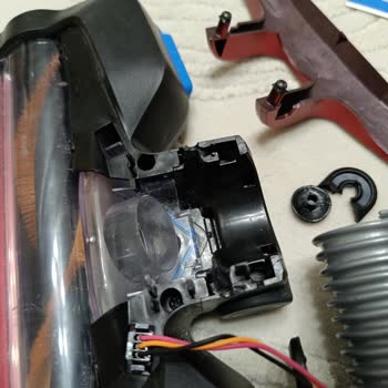 Philips Ev Aletleri Philips Xc7043/01 SpeedPro Max Şarjlı Süpürge Arızası