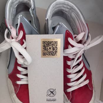 Beymen Yüksek Fiyatlı (golden Goose) Kusurlu Ayakkabıya Sahip Çıkmadı!