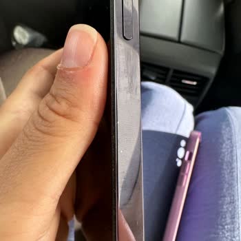 iPhone 14 Pro Max Çerçeve Renk Atma Hatası