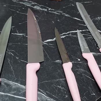 Schafer Pembe Bıçak Seti Paslandı