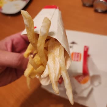 Burger King Urla Bamboo AVM'den Kese Kağıdında Dondurmalı Çorba