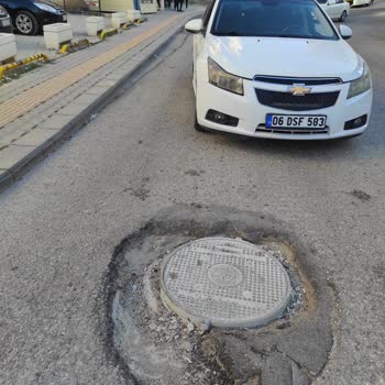 Mamak Belediyesi Lastik Patlama Ve Maddi Manevi Sıkıntı Çekme
