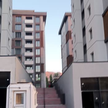 Mgs Kent İnşaat Mgs Kent Girişinde Engelli Rampası Yoktur