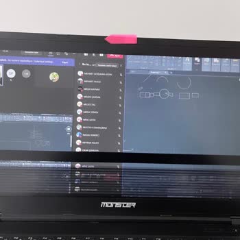Monster Notebook Tulpar T7 V21.7.1 Klavyede Şişlik Ve Ekranda Kararma