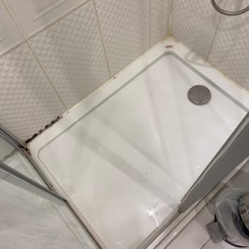 Etstur'dan Güvenerek Aldığım Pis Otel Pis Oda Ücretin İade Edilmemesi