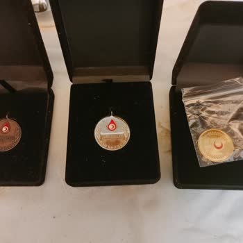 Türk Kızılay Altın Suyuna Batırılmış Gümüş Madalya