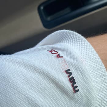 Mavi Kıyafet Harf Dökülmesi