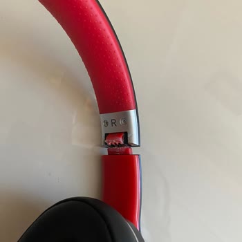 Hepsiburada Lenovo HD200 Kablosuz Bluetooth 5.0 Kulak Üstü Kulaklı Arızası