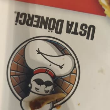 Usta Dönerci Menü İçinden Kemik Çıktı