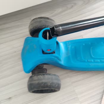 Gokidy Mavi Renk Scooter'ın İki Yıl Garantisi Var Sözde Kimse İlgilenmiyor!