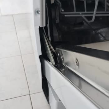 Bosch Alıp Kullanamadığım Hasarlı Teslim Edilen Bulaşık Makinesi