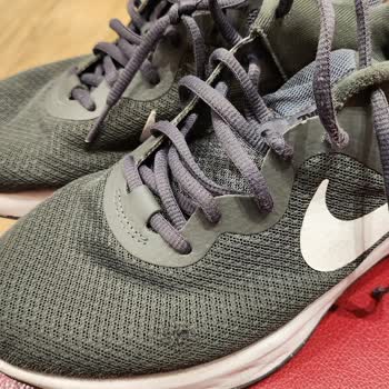 Deichmann Nike Ayakkabının Hemen Yırtılması