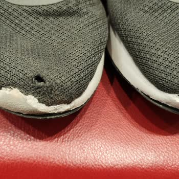 Deichmann Nike Ayakkabının Hemen Yırtılması