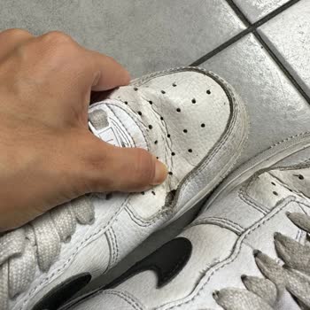 Nike Spor Ayakkabı Barçın Spor Akmerkez Dört Ay İçinde Parçalandı