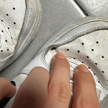 Nike Spor Ayakkabı Barçın Spor Akmerkez Dört Ay İçinde Parçalandı