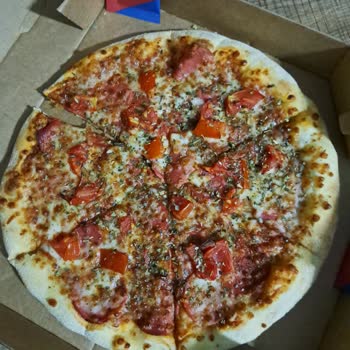 Domino's Pizza Ve Yemeksepeti Saçmalıkları