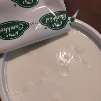 Çamlıbel Gıda STT Tarihine 1 Hafta Olan Ürün Bozulmuş