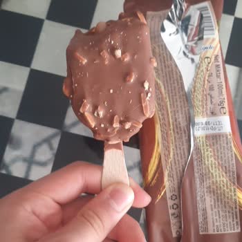 BİM Aldora Dondurmaları Sürekli Yarım Çıkıyor