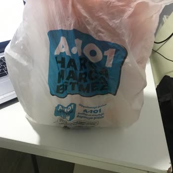 Sinangil Marka Unun İçinde Böcekler Var