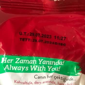 Kellogg's Kırmızı Meyvelerden Çıkmayan Meyveler