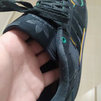Adidas Ayakkabı Astar Deformasyonu
