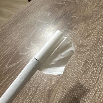 Philip Morris Kusurlu Yırtık Ürünler