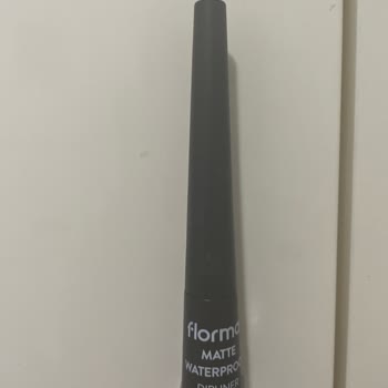 Flormar Waterproof Eyeliner Akıyor