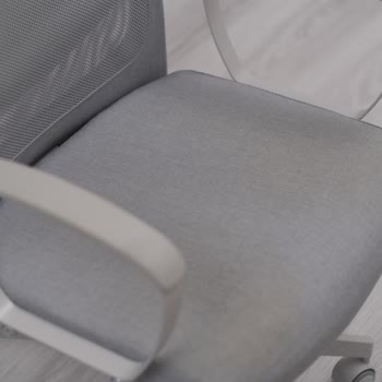 IKEA Markus Kumaş Sararması