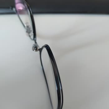 Atasun Optik Gözlük Çerçevesi Koptu