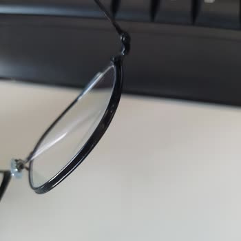Atasun Optik Gözlük Çerçevesi Koptu