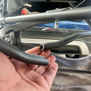 İnglesina Trilogy Bebek Arabası Demir Profilleri Kırıldı.