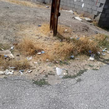 Van Büyükşehir Belediyesi Çöplü Ve Bozuk Yollar