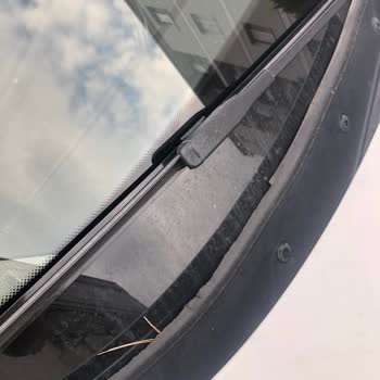 BMW 116 D Ön Cam Fitil Sorunu