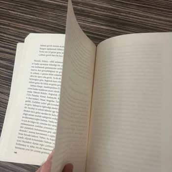 Kitapyurdu Bir İnternet Sitesinin Problem Çözme Konusundaki Yetersiz Ve Saygısız Tutumu