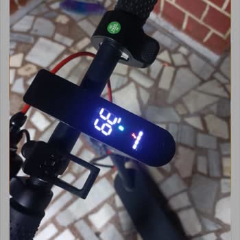 Ova Mağazaları Trendyol-OVA Mağazacılık Servis Görmüş Scooter Yollandı Sıfır Diye