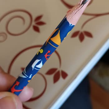 Adel Kalemcilik Adel Kurşun Kalem Kalitesizliği