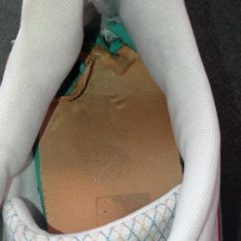 In Street Ayakkabımın Kusurlu Olması