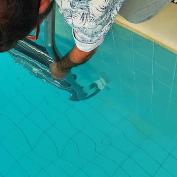 Larina Thermal Resort & Spa Silah Gibi Havuz Merdiveni.