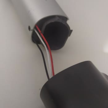 Electrolux Hygenic 800 Şarjlı Süpürge Teleskopik Sapın Kırılması