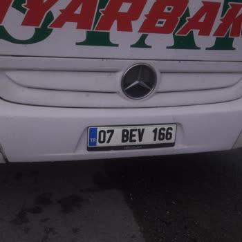 Star Diyarbakır Şoför Ve Muavinin Tavrı
