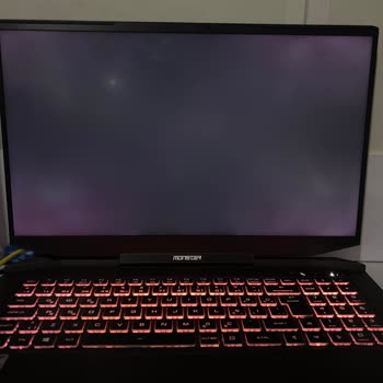 Monster Tulpar V22.1 Laptopunda Sorunlar