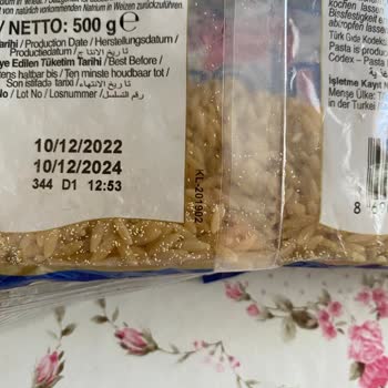 Nuh'un Ankara Makarnası Nuhun Ankara Makarnasından Kurtçuk Çıkması