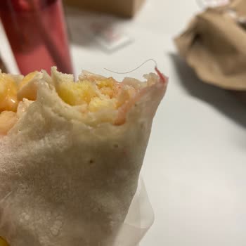 Etiler Yufka Dürüm İşleri Yufkadan Saç Çıktı