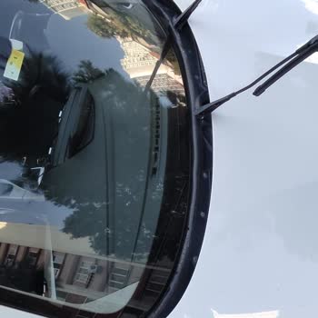 BMW F20 Ön Cam Altı Izgara Fitili