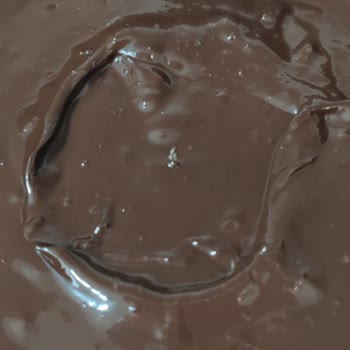 Nestle Kuvertür Çikolata Erimiyor