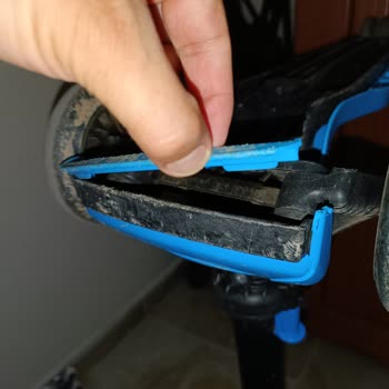 Pilsan Power Scooter Mavi Renk Gövdesi Kırıldı...