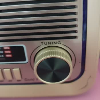 N11 Kusurlu Ürün (Bluetoothlu Radyo)