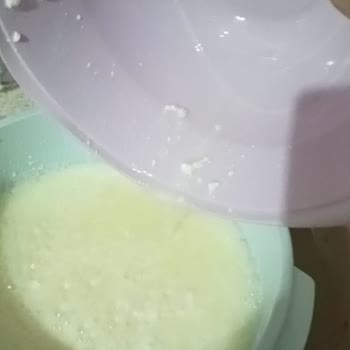 Dost Süt Dost Marka Süt Son Kullanma Tarihi Geçmemesine Rağmen Bozuk Çıktı